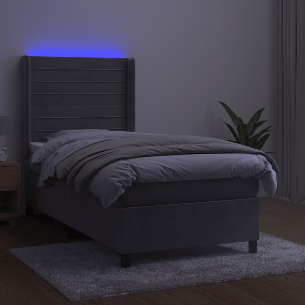 Boxspring met matras en LED fluweel lichtgrijs 80x200 cm Bedden & bedframes | Creëer jouw Trendy Thuis | Gratis bezorgd & Retour | Trendy.nl
