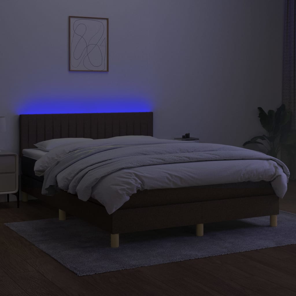 Boxspring met matras en LED stof donkerbruin 140x200 cm